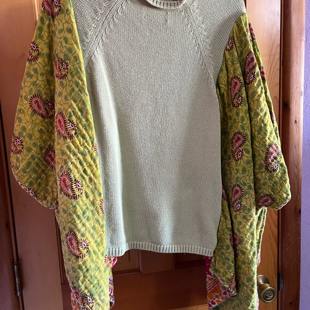 The Morgan factory Green Sweater with Kantha Sleeves